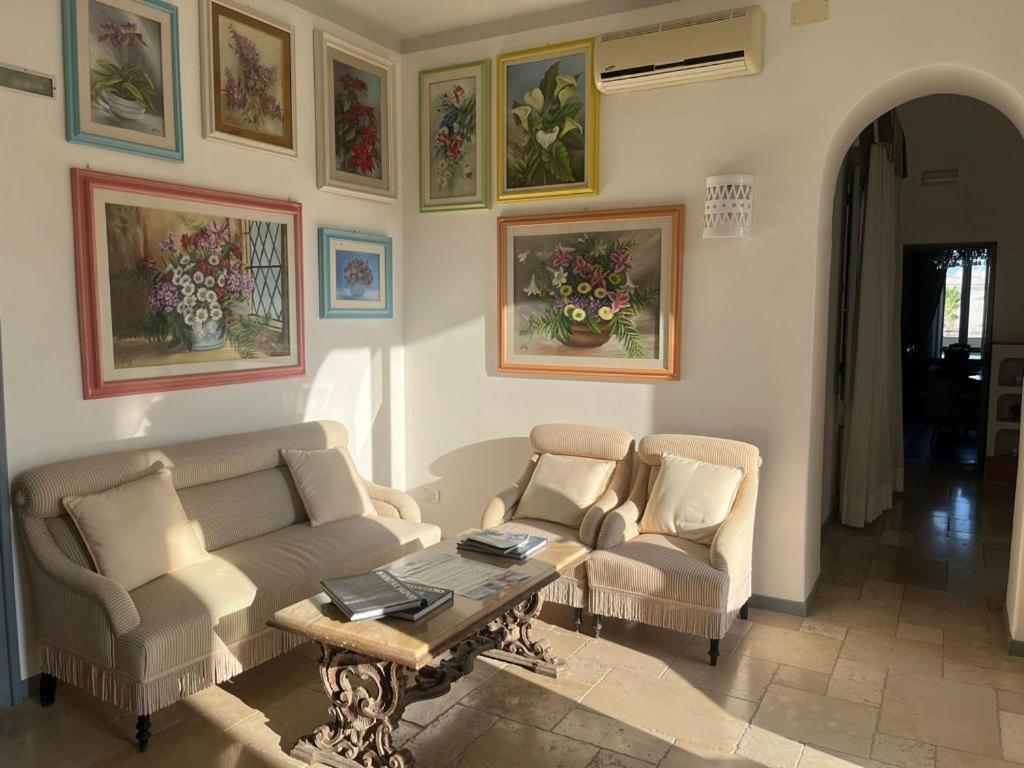Palazzo Angelelli Bed & Breakfast Gallipoli Dış mekan fotoğraf