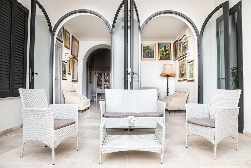 Palazzo Angelelli Bed & Breakfast Gallipoli Dış mekan fotoğraf