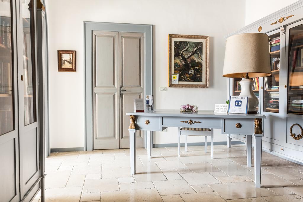 Palazzo Angelelli Bed & Breakfast Gallipoli Dış mekan fotoğraf