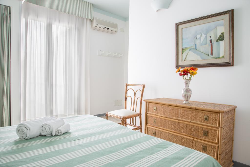 Palazzo Angelelli Bed & Breakfast Gallipoli Dış mekan fotoğraf